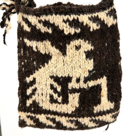 Vintage 70s Small Dark Brown & Cream 100% Wool Bird Motif Peruvian Purse - Picture 2 of 6